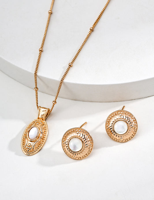 Vintage Aura — 925 Sterling Silver Turquoise Stud Earrings