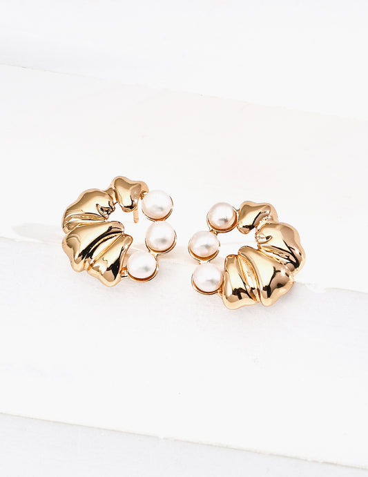 Golden Bloom & Lustrous Pearls — 18K Gold Plated S925 Earrings