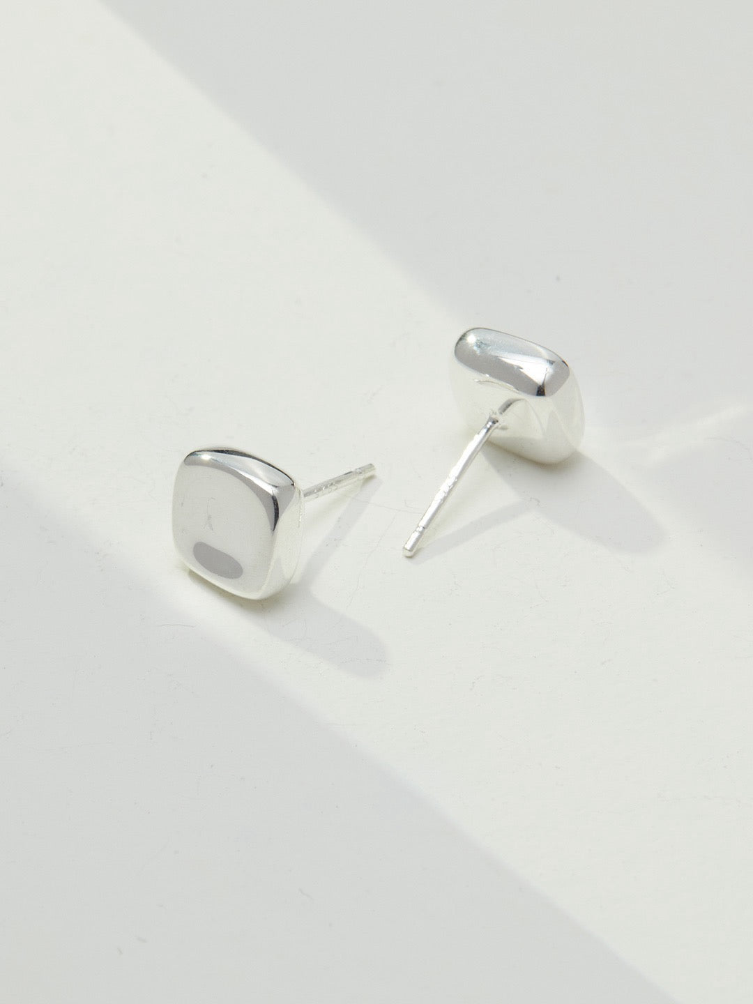 Lava Studs — Minimalist Molten S925 Silver