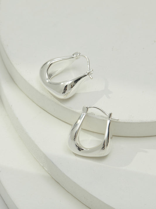 Molten Curve Hoops — S925 Silver Minimalist Earrings